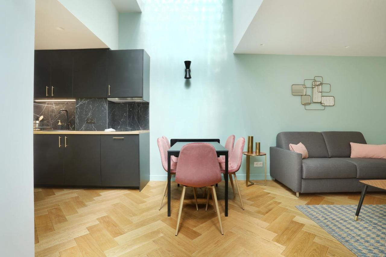 Apartment Center Of Paris By Studio Prestige Exterior foto